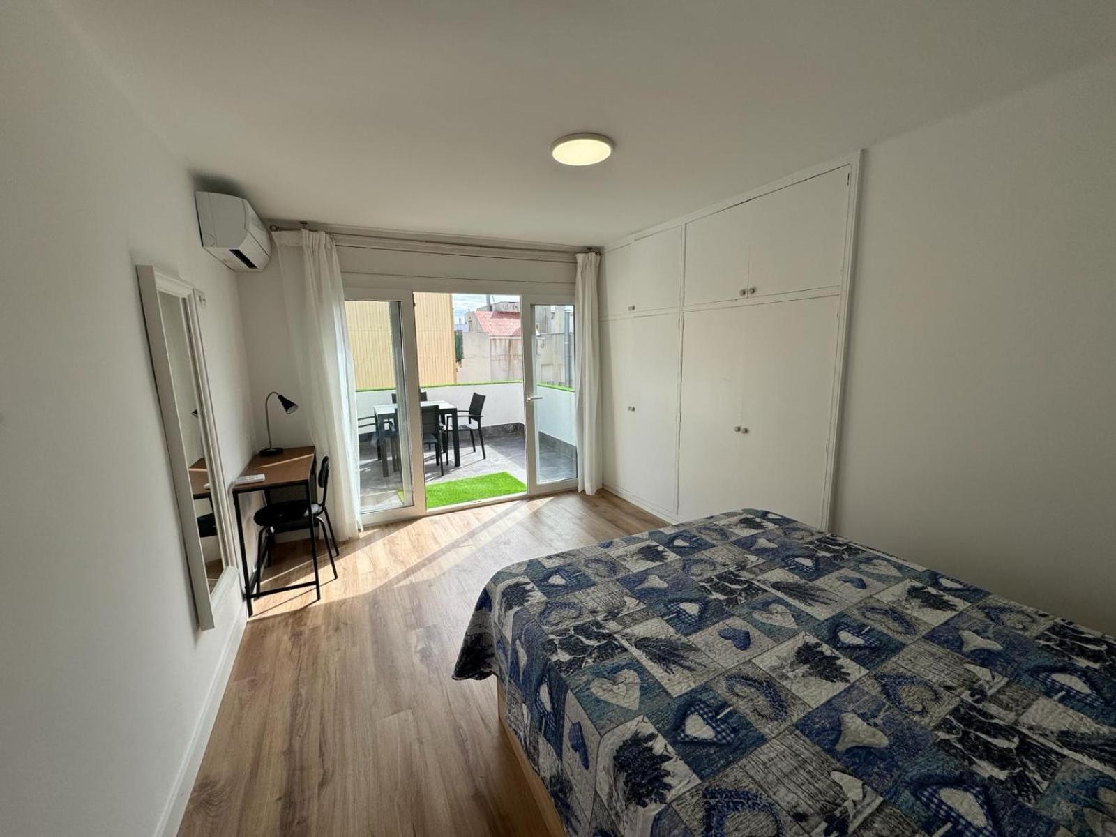 Acogedor Apartamento A 50 Metros Del Mar Cambrils Exterior photo