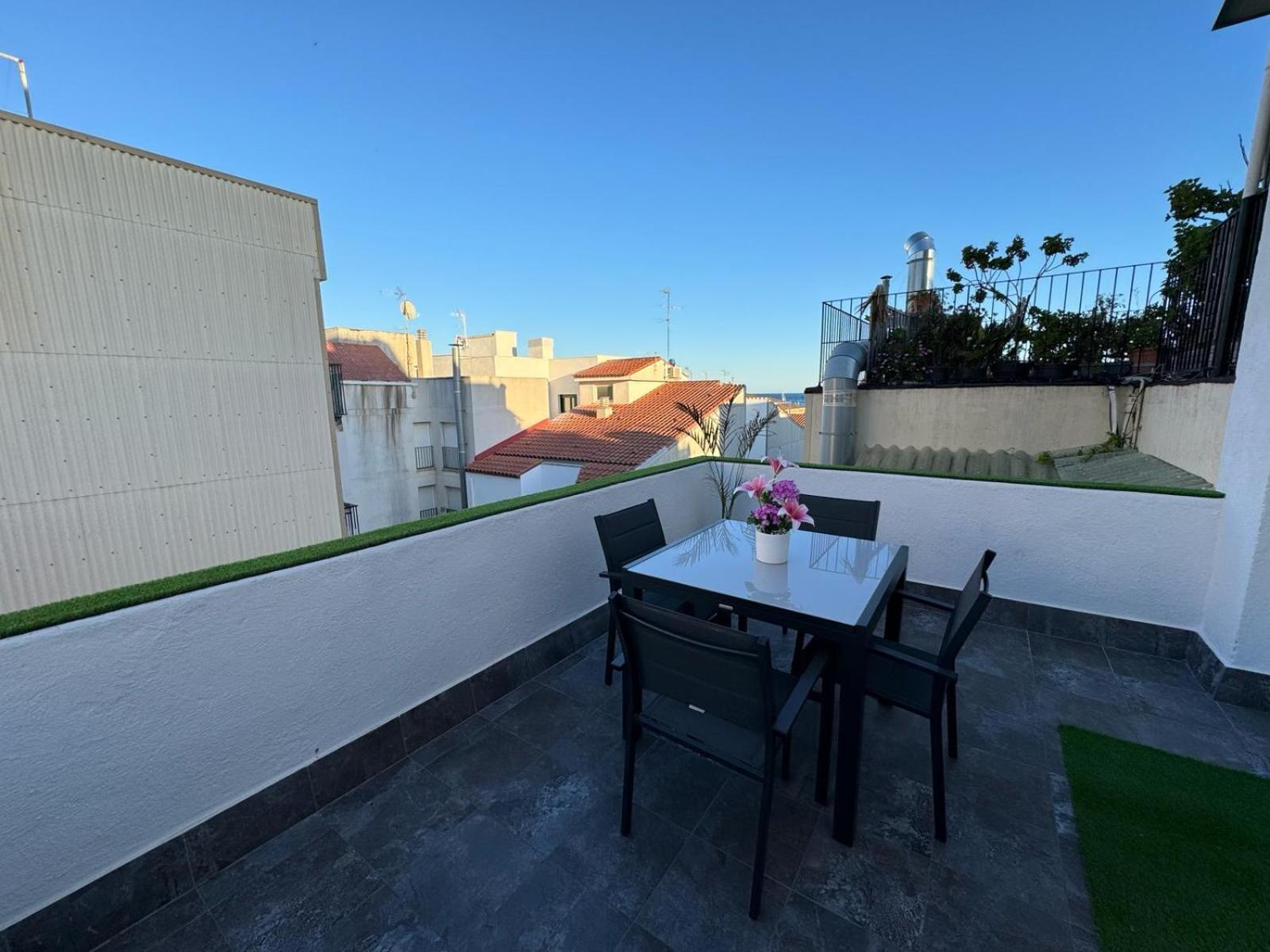 Acogedor Apartamento A 50 Metros Del Mar Cambrils Exterior photo